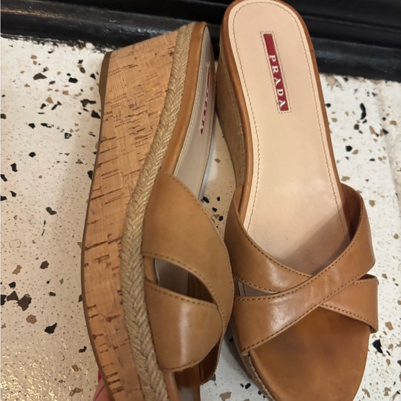 Prada Women's Tan Leather Slide Sandals size 38 - Picture 2 of 5